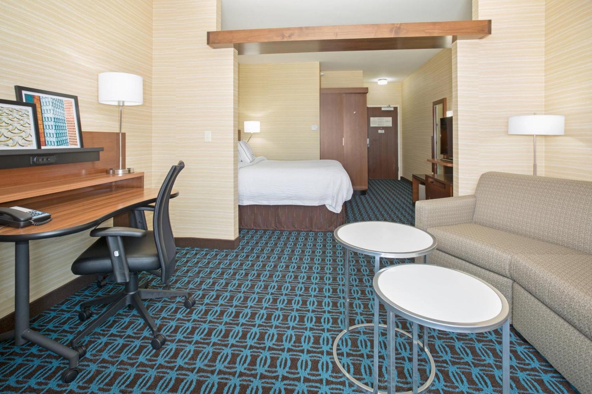 Fairfield & By Marriott Hotel 3*